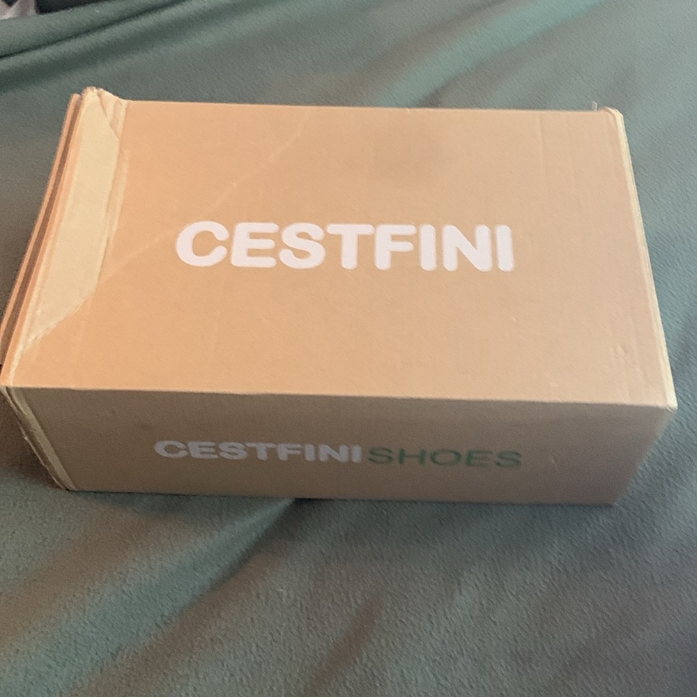 Cestfini Men’s slip on shoes. Arch support, orthotic. Faux leather. Size 11. Box - Picture 6 of 9
